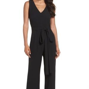 Vince camuto black tie front wide leg jumpsuit 10